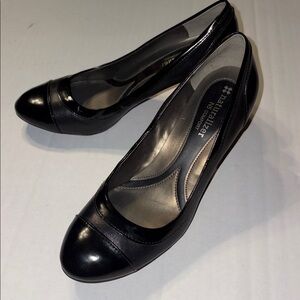 Naturalizer N5 comfort black 3 inch heels size 7M